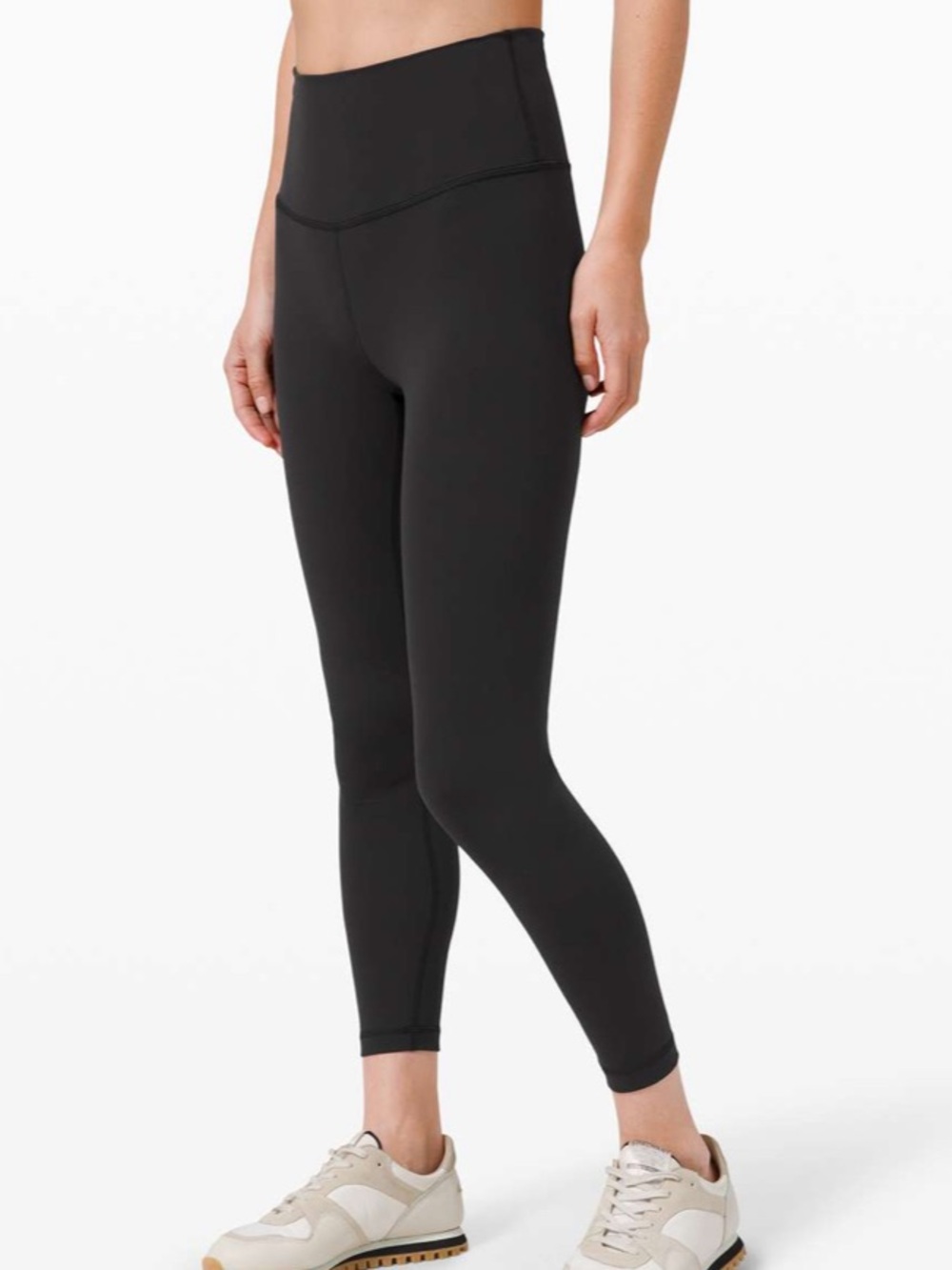 Lululemon Wunder Train High-Rise Tight 25"
Black (First Release) Size 4